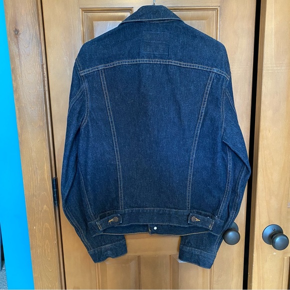 Levi’s Jean Jacket - Picture 4 of 4